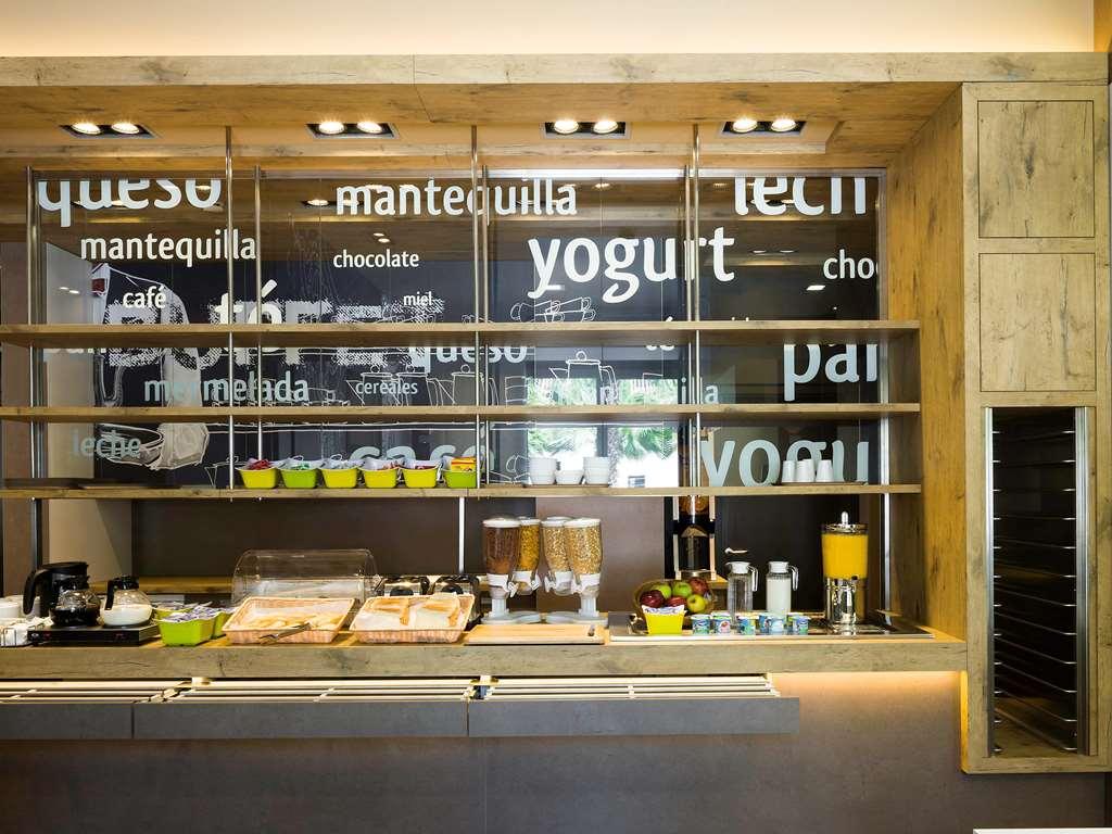 Ibis Budget Sevilla Aeropuerto מתקנים תמונה