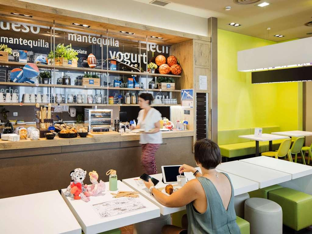 Ibis Budget Sevilla Aeropuerto מסעדה תמונה