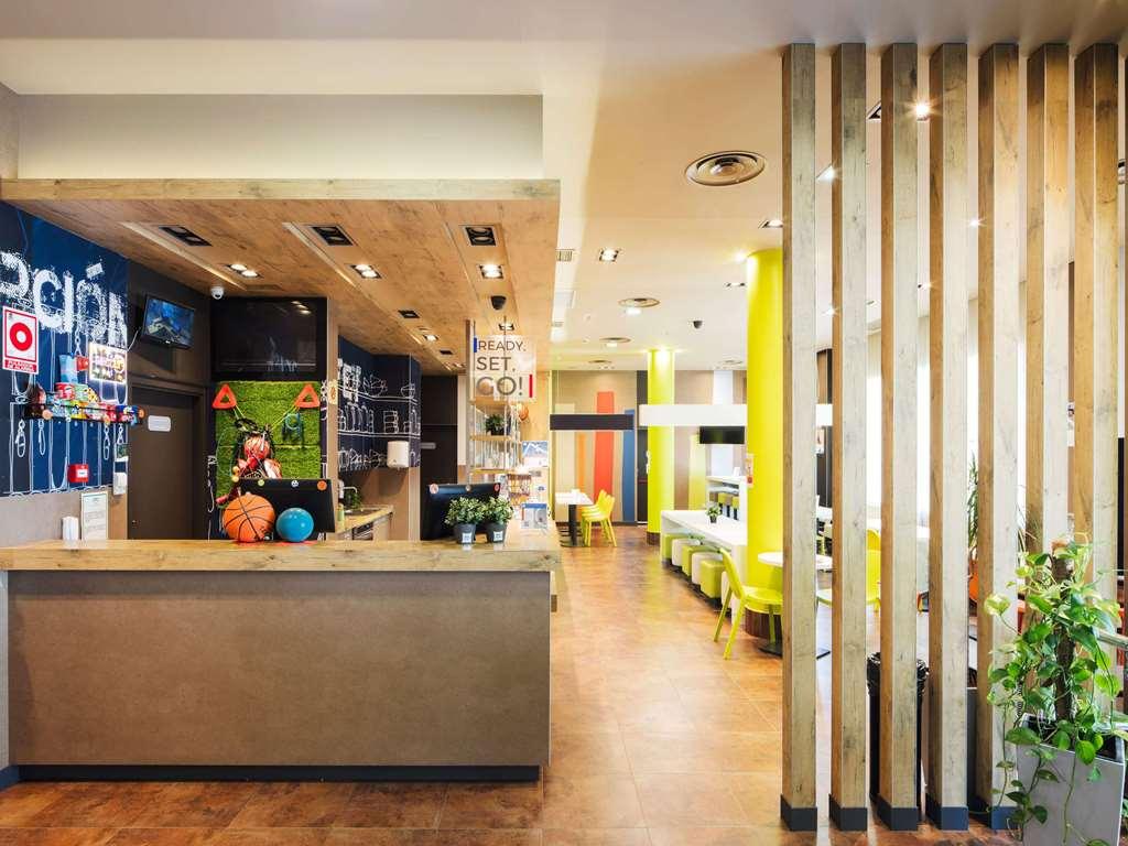 Ibis Budget Sevilla Aeropuerto מראה חיצוני תמונה