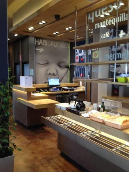 Ibis Budget Sevilla Aeropuerto מראה חיצוני תמונה